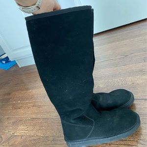 Extra Tall Black Ugg Zip Up Boots- Womens 7